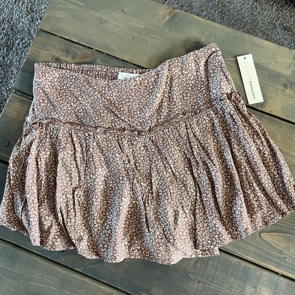 NWT Urban Romantics  Brown Patterned Skort
